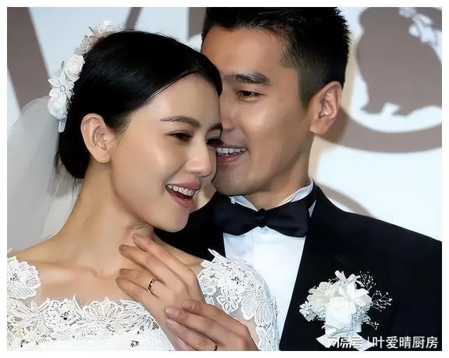 0位明星妻子哪位明星的老婆最漂亮m6米乐app娱乐圈颜值最高的1(图8)